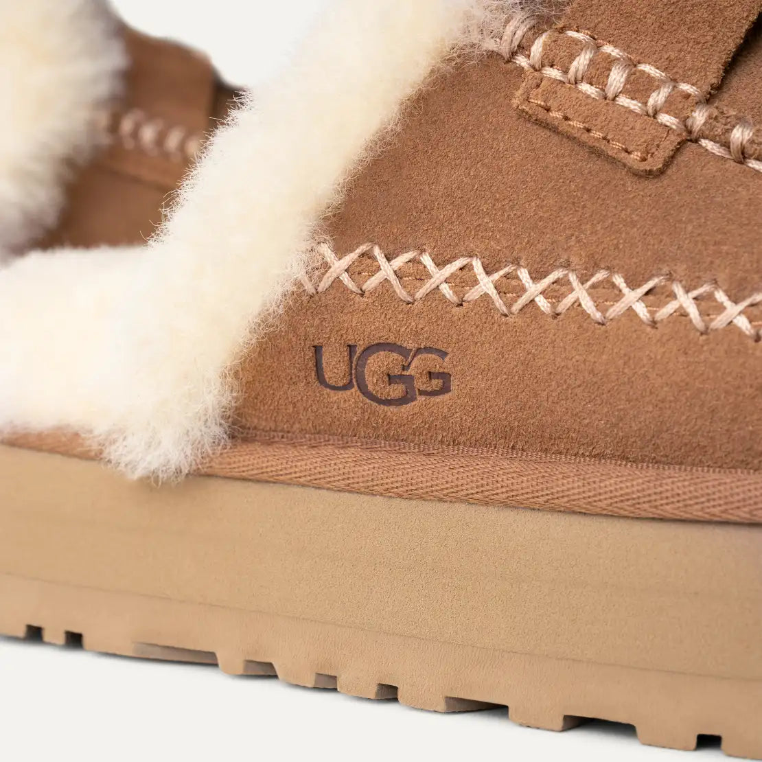 UGG Disquette Alpine Hausschuh Chestnut 1158260