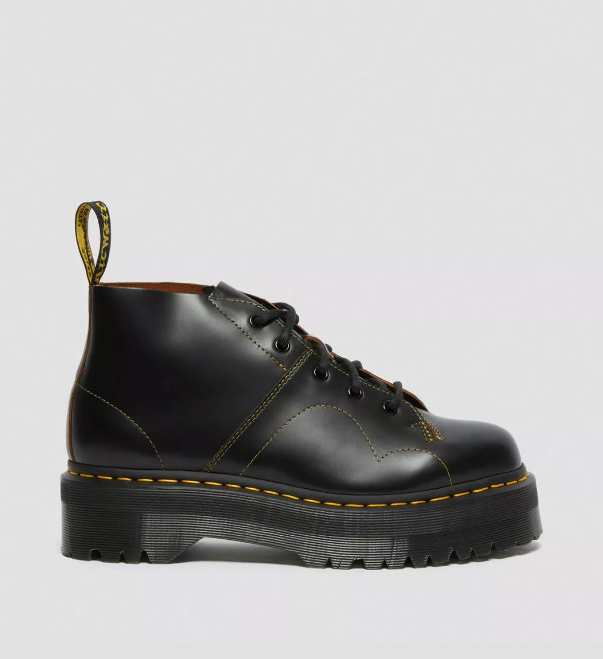 Dr.Martens Church Quad Black Vintage Smooth 25357001