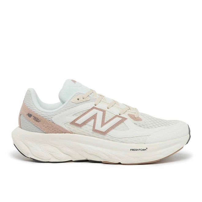 New Balance Fresh Foam Trainer UTRNAE Seasalt Bisque