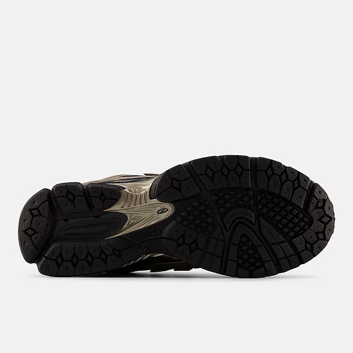 New Balance M1906RCJ Mushroom Black Metallic