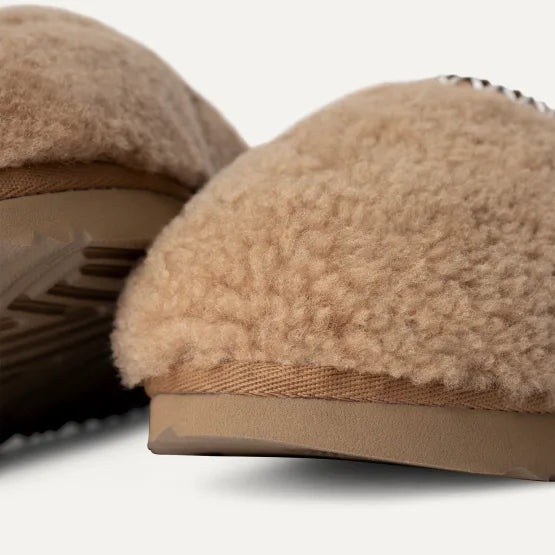 UGG Tasman Maxi Curly Pantoffel Chestnut 1158356