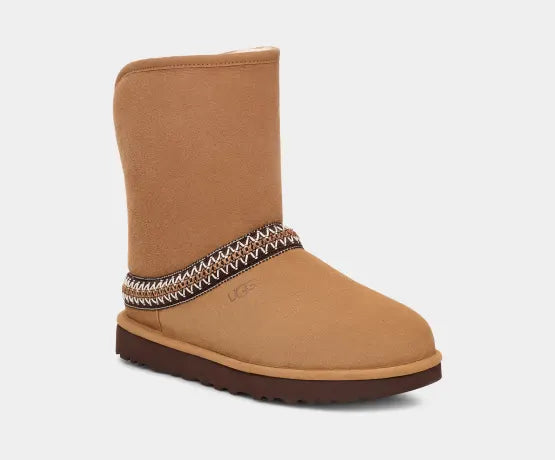 UGG Classic Short Crescent Boot Chestnut 1161770