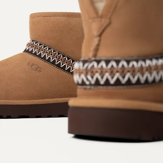 UGG Classic Mini Crescent Boot Chestnut 1158262