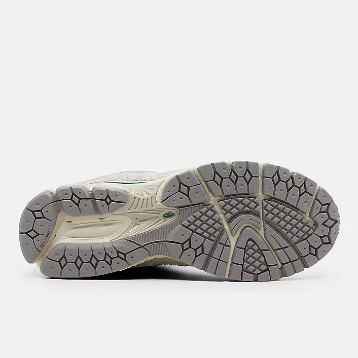 New Balance M2002REK Linen Concrete Slate Grey