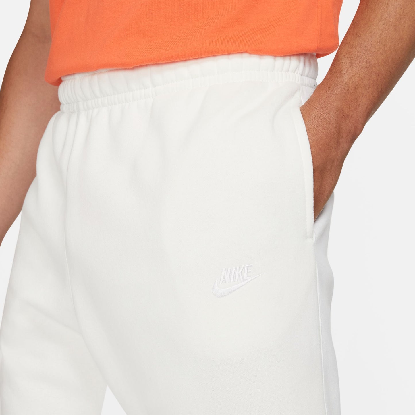 Nike Sportswear Club Jogginghose Fleece Sail BV2671-133