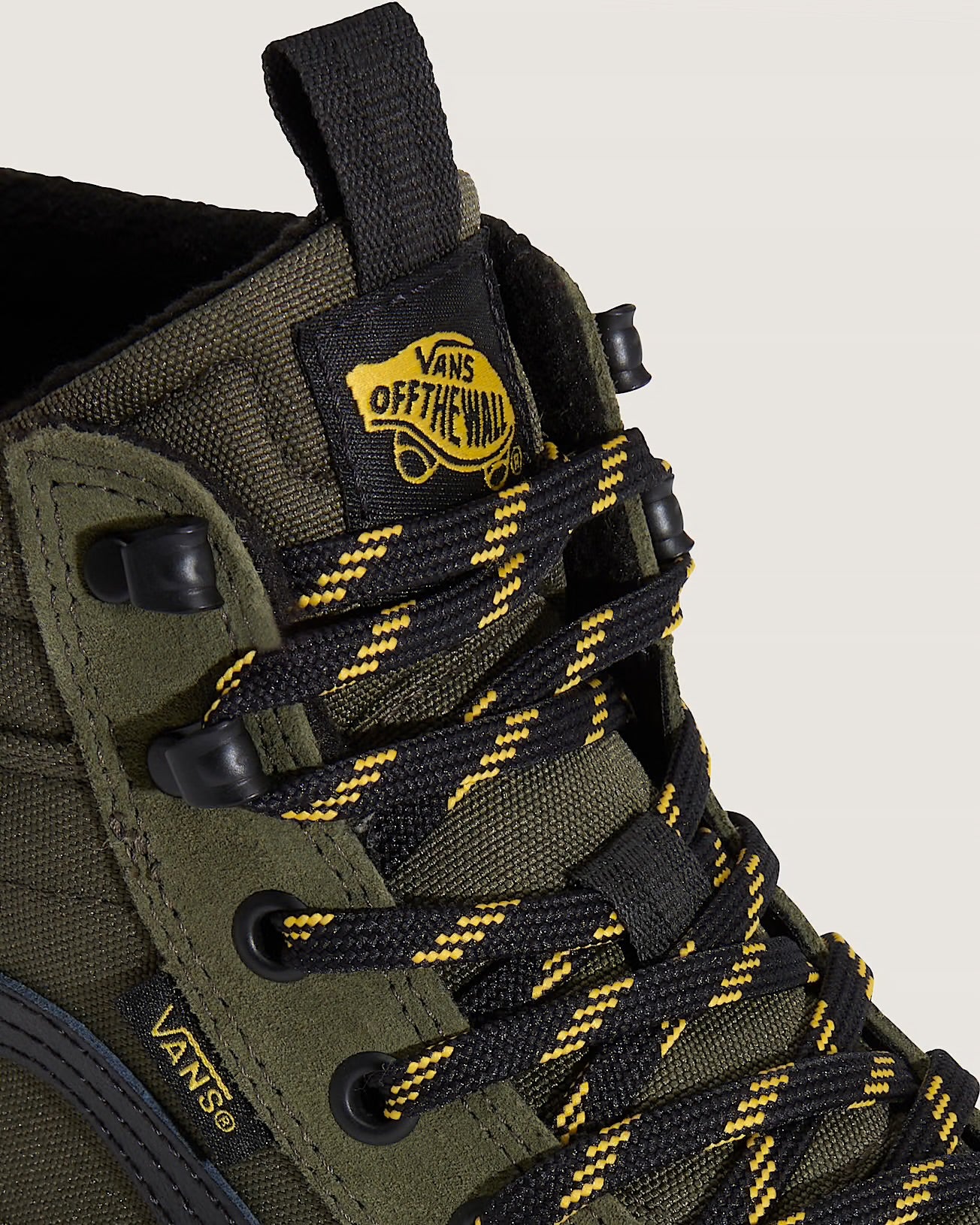 VANS SK8-HI MTE Waterproof Insulated Green Black VN000DAQ203