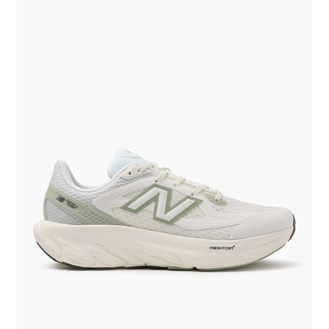 New Balance Fresh Foam Trainer UTRNAF Seasalt Garter Snake