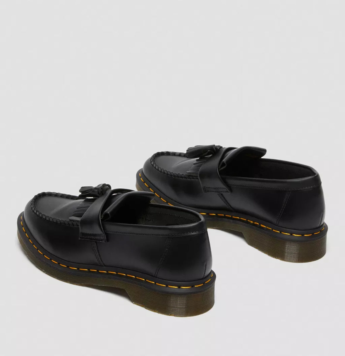 Dr.Martens Adrian Black Smooth 22209001