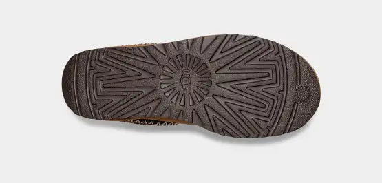 UGG Classic Short Crescent Boot Chestnut 1161770