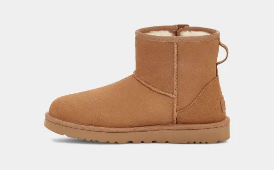 UGG Classic Mini Bailey Zip Boot Chestnut 1151230