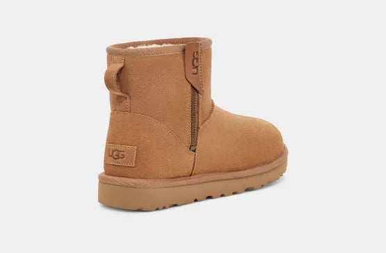 UGG Classic Mini Bailey Zip Boot Chestnut 1151230