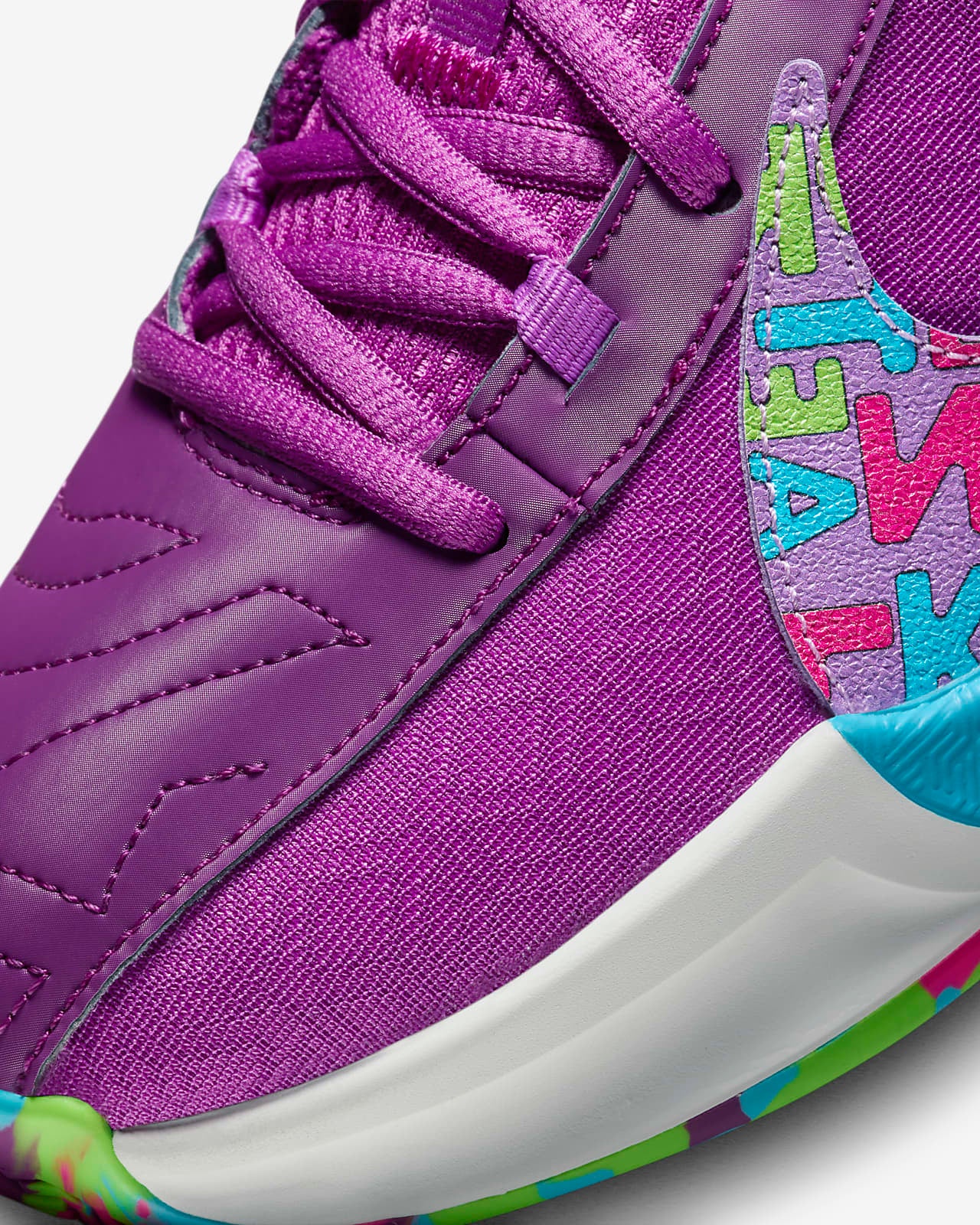 Nike Freak 5 Basketballschuh Berry Fuchsia DZ4486-500