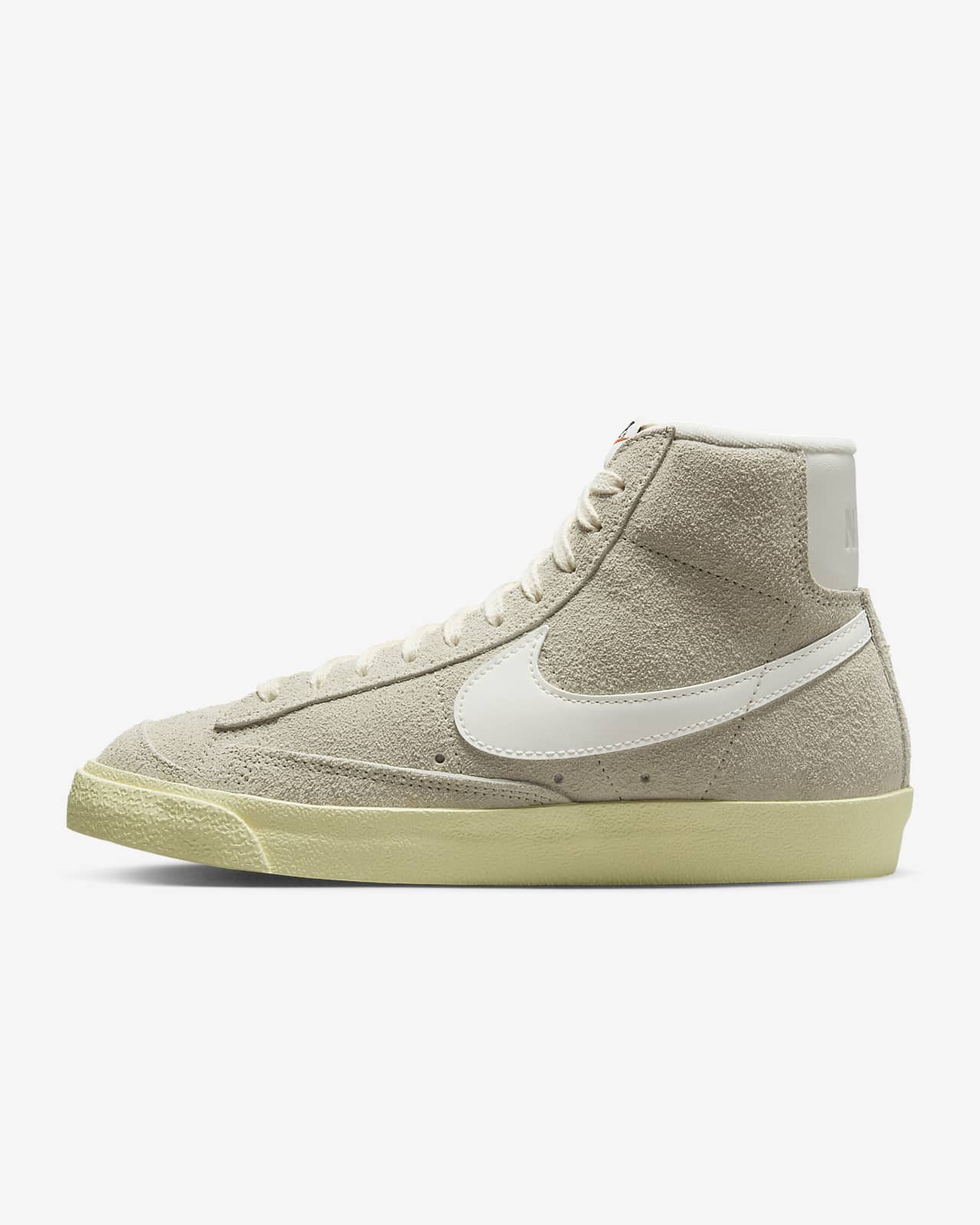 Nike Blazer Mid ‘77 Suede light bone DV7006-001