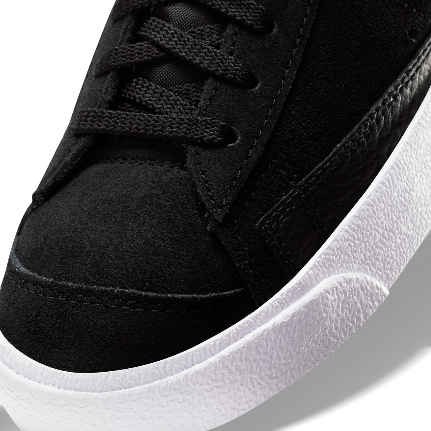 Nike Blazer Mid ‘77 Suede schwarz DD6613-001 blk/wht