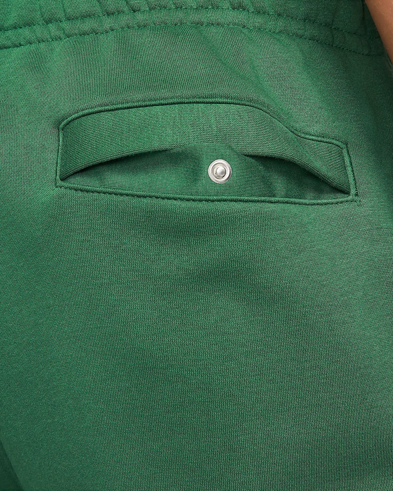 Nike Sportswear Club Jogginghose Fleece gorge green BV2737-341