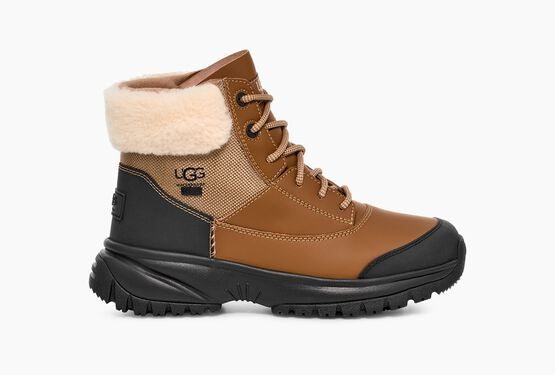 UGG Yose Fluff 2 Boot Chestnut 1130901