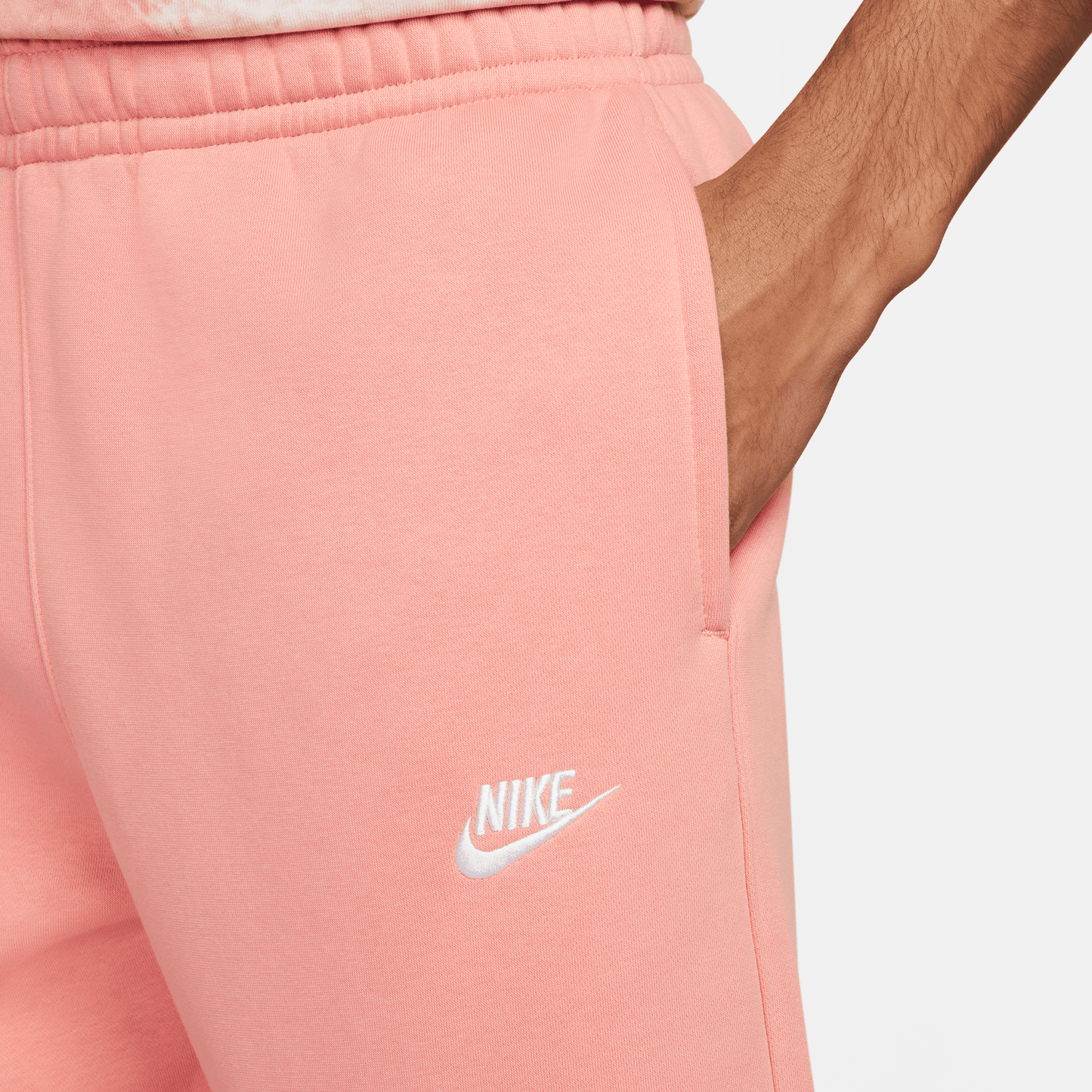 Nike Sportswear Club Jogginghose Fleece light madder BV2671-824