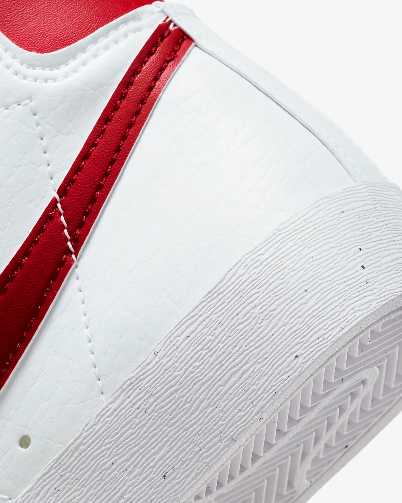 Nike Blazer Mid ‘77 Next Nature white red DQ4124-103