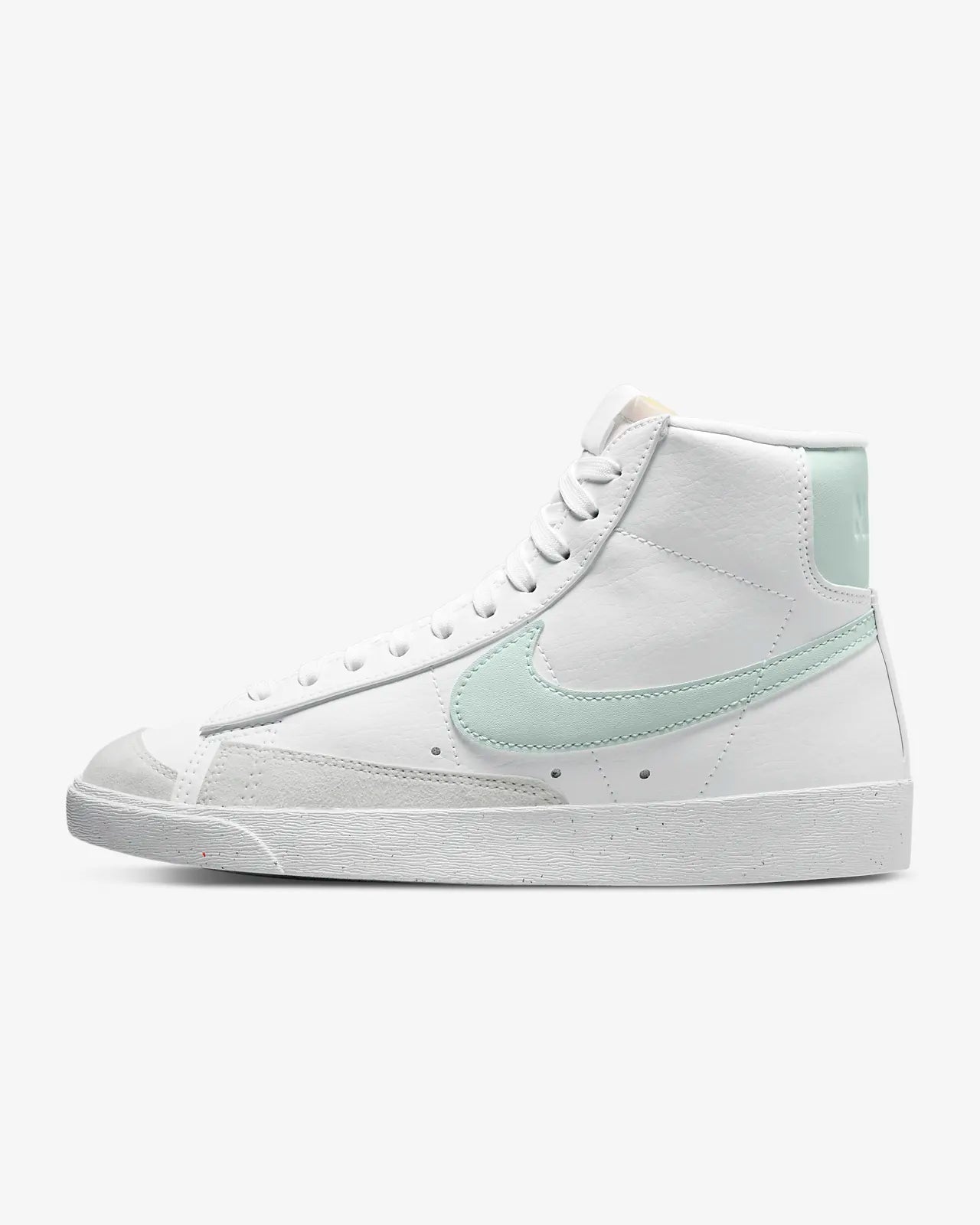 Nike Blazer Mid ‘77 Next Nature white barelygreen DQ4124-102