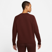 Lade das Bild in den Galerie-Viewer, Nike Sportswear Essential Sweatshirt braun BV4112-273
