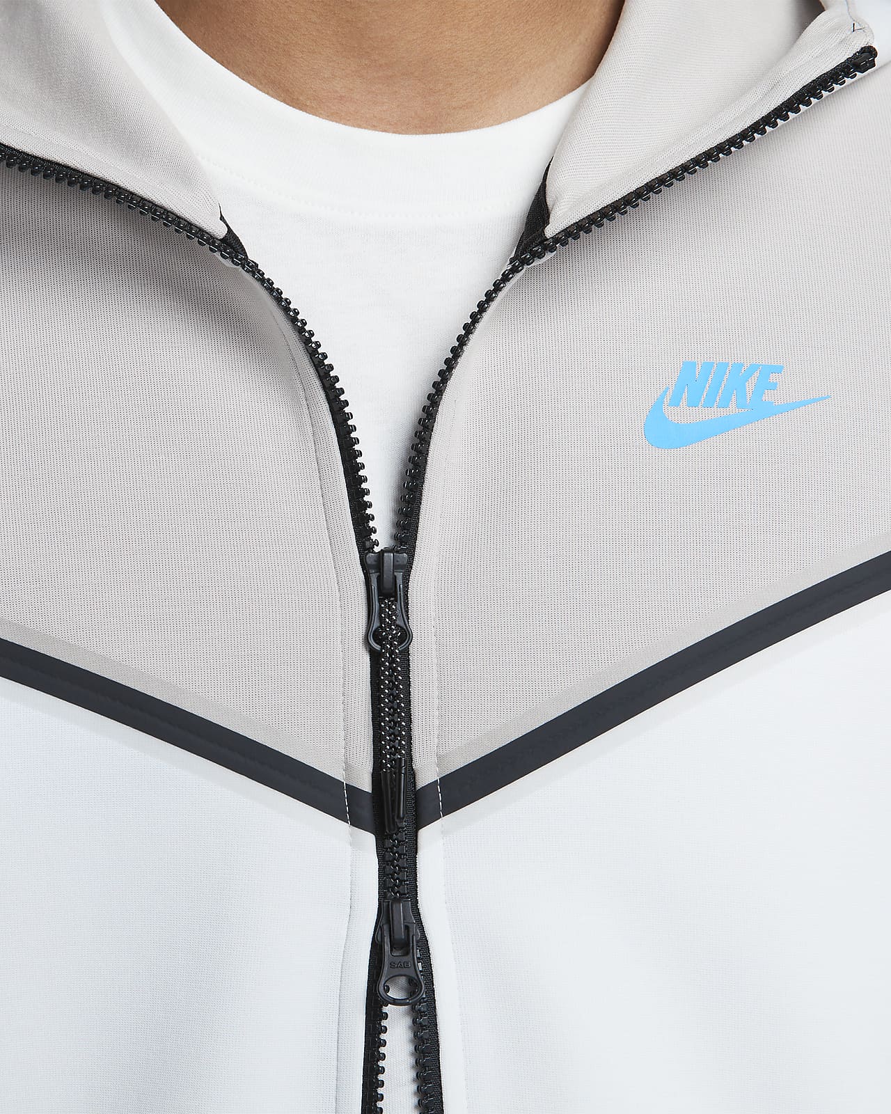 Nike Sportswear Tech Fleece Full-Zip Hoodie light Iron white DV0537-012
