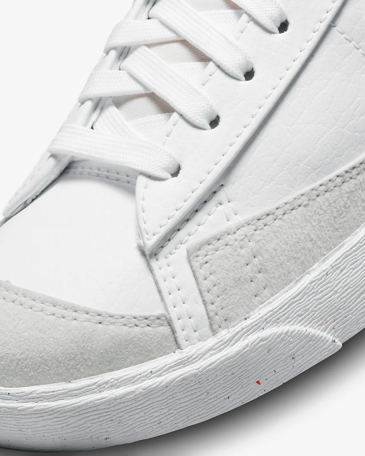 Nike Blazer Mid ‘77 Next Nature white barelygreen DQ4124-102