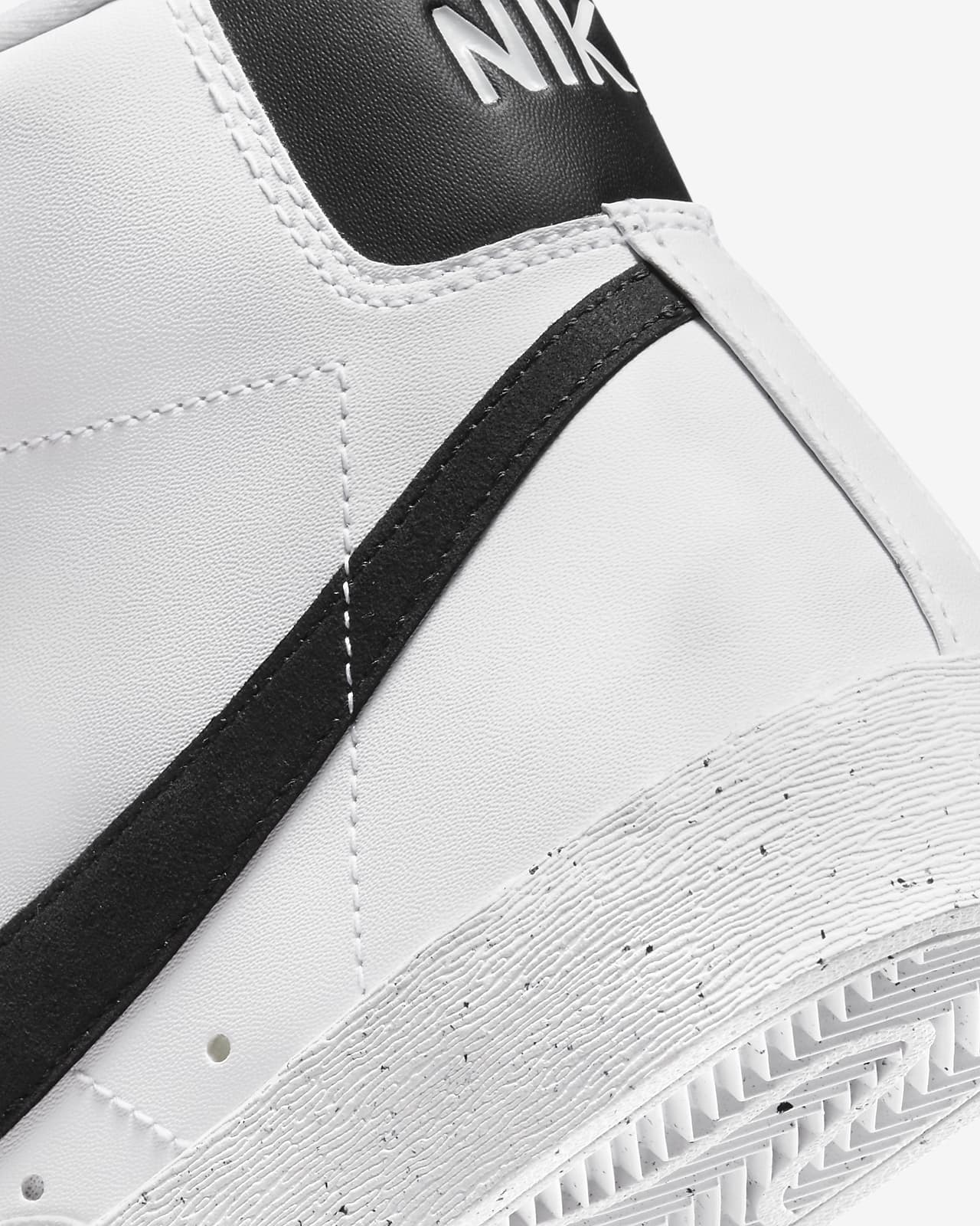 Nike Blazer Mid ‘77 Next Nature white black DO1344-101