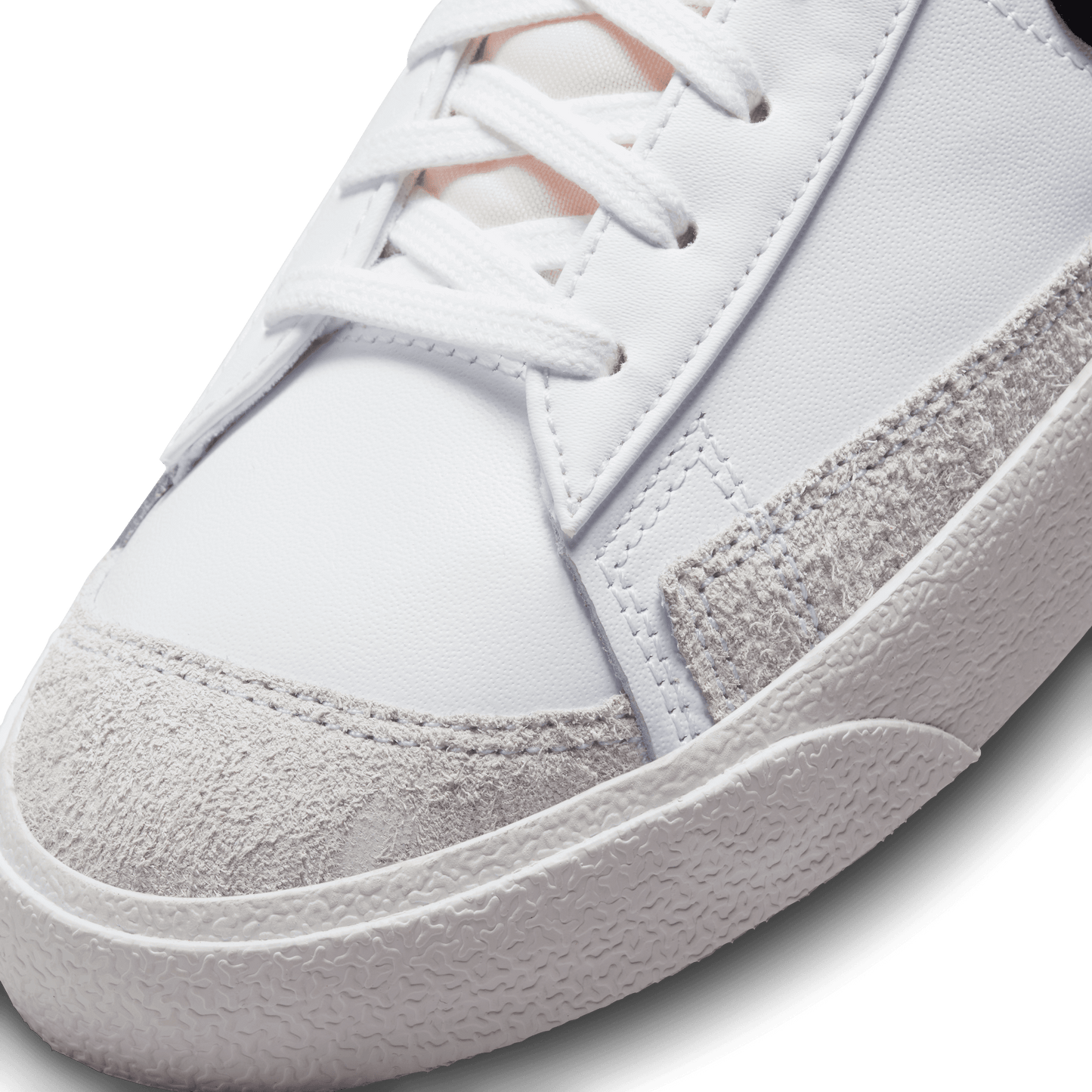 Nike Blazer Mid ‘77 white black blue BQ6806-121