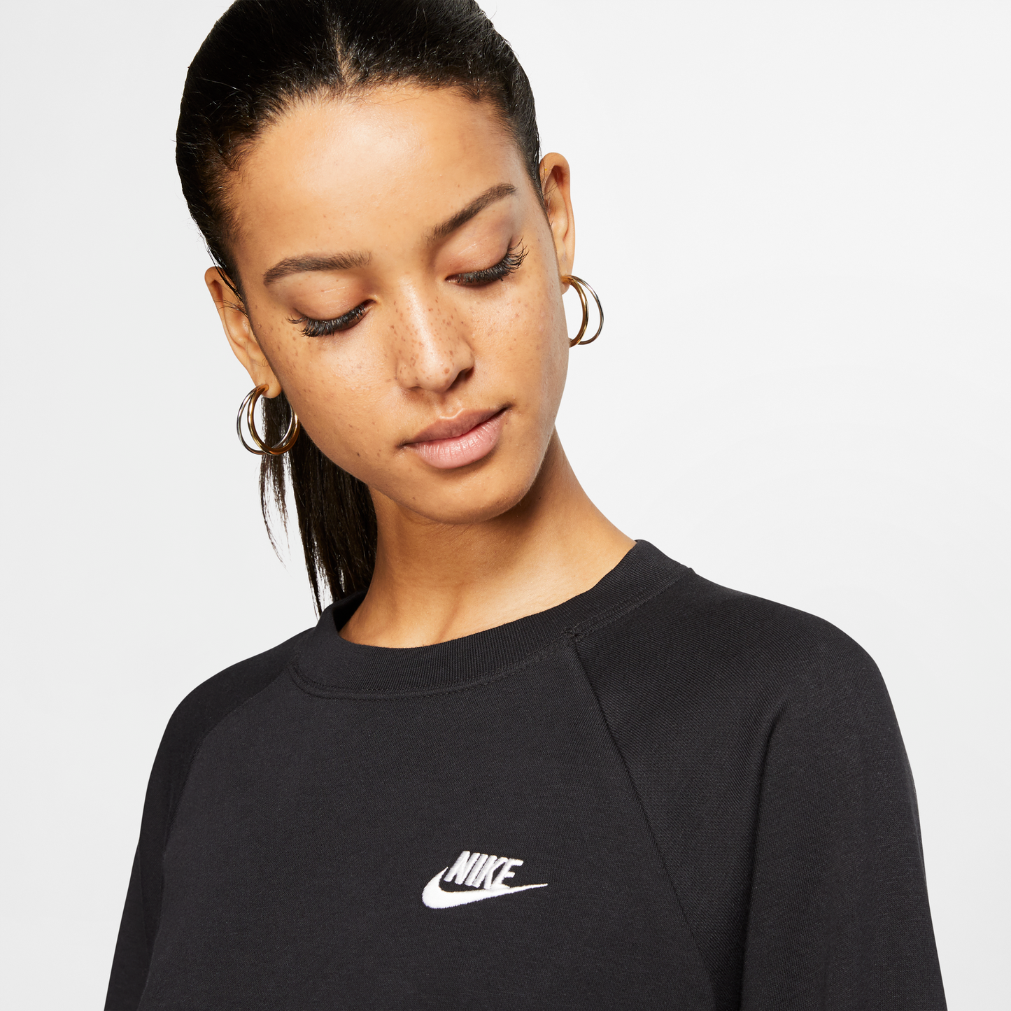 Nike Sportswear Essential Sweatshirt black BV4110-010