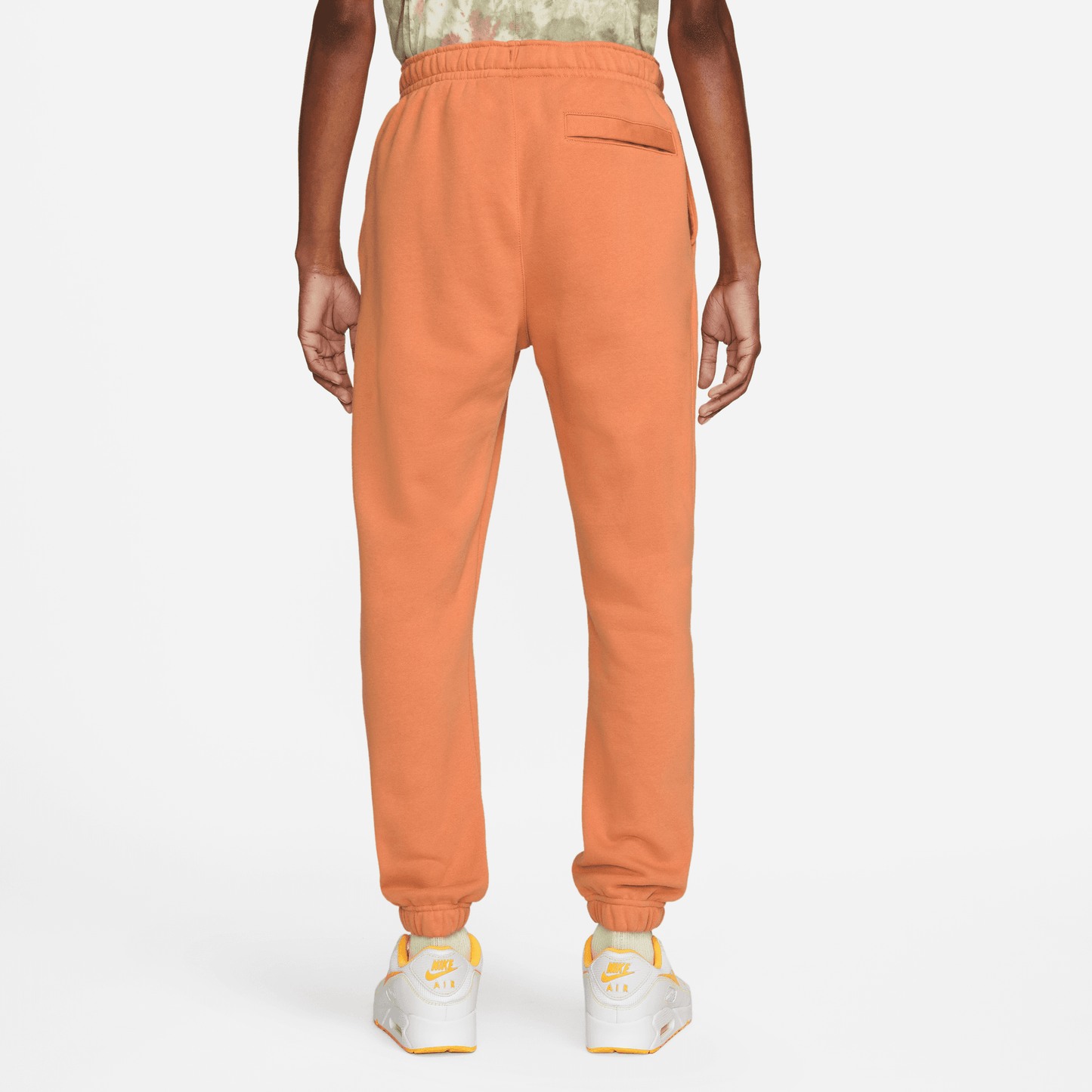 Nike Sportswear Club Jogginghose Fleece hotcurry BV2737-808