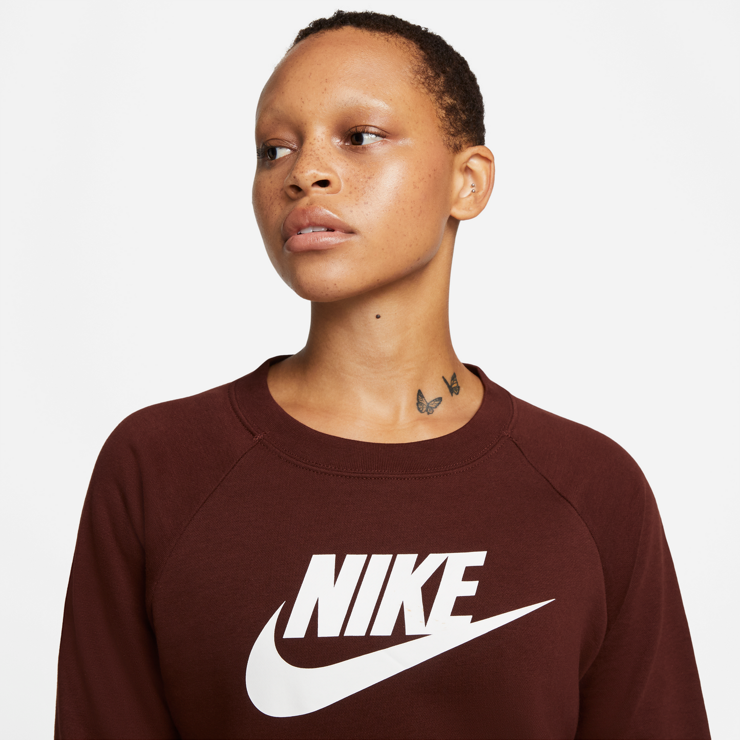 Nike Sportswear Essential Sweatshirt braun BV4112-273