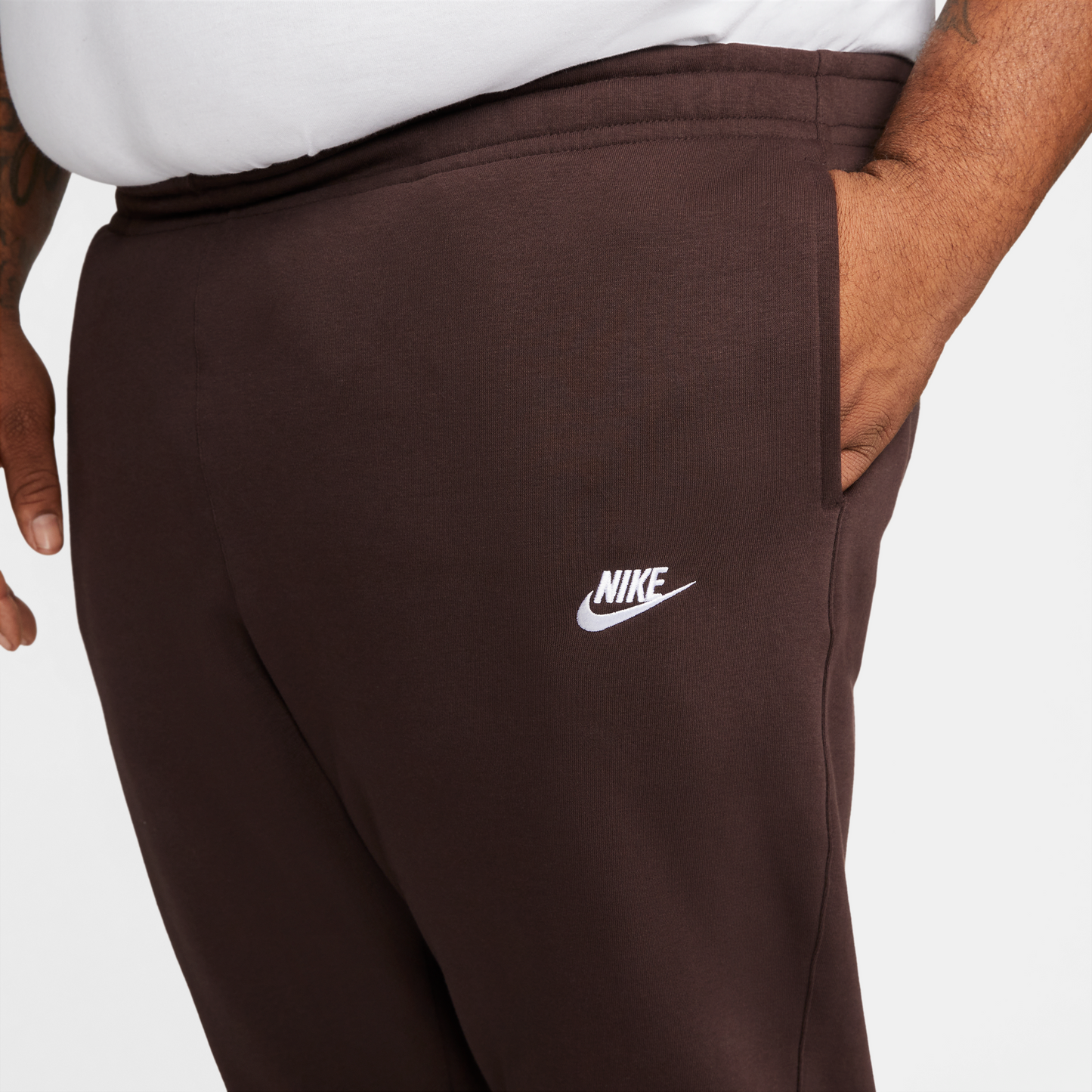 Nike Sportswear Club Jogginghose Fleece Braun BV2671-203