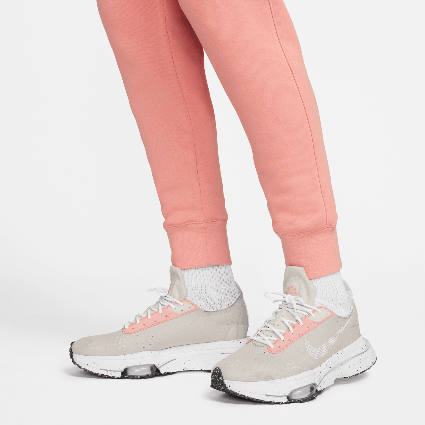 Nike Sportswear Club Jogginghose Fleece light madder BV2671-824