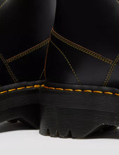 Lade das Bild in den Galerie-Viewer, Dr.Martens Church Quad Black Vintage Smooth 25357001
