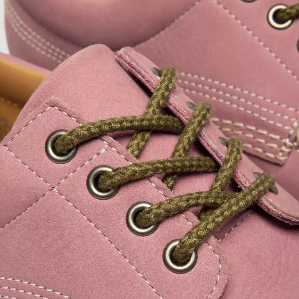 Dr.Martens Lowell Nubuck Moc Toe Dusty Pink Rose 42365650