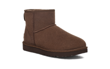 Lade das Bild in den Galerie-Viewer, UGG Classic Mini 2 Boot Burnt Cedar 1016222
