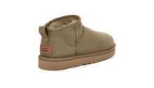 Lade das Bild in den Galerie-Viewer, UGG Ultra Mini Boot Antilope 1116109
