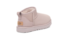 Lade das Bild in den Galerie-Viewer, UGG Ultra Mini Boot Pale Smoke 1116109
