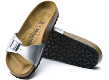 Lade das Bild in den Galerie-Viewer, Birkenstock Madrid Birko-Flor Silver 0040411
