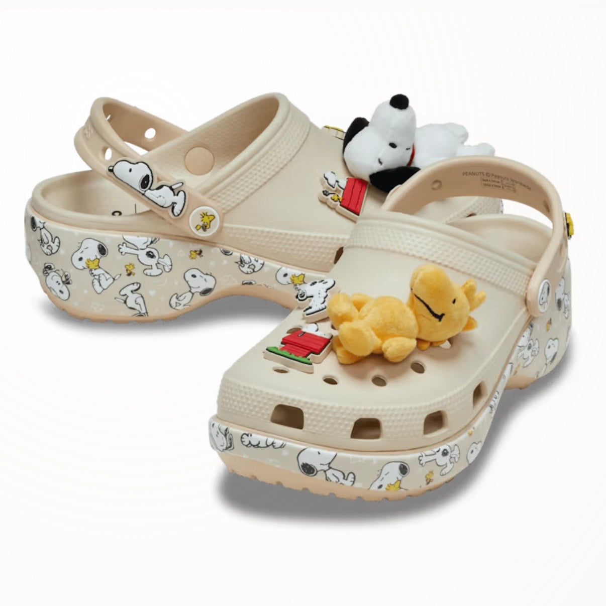 Crocs Classic Platform Clog Peanuts Snoopy