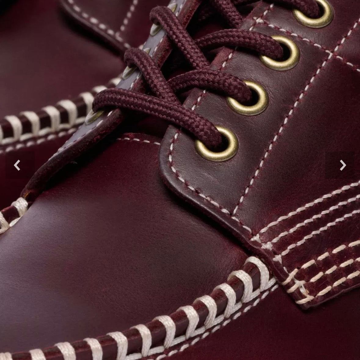 Dr.Martens Lowell Moc Toe Cherry Red Orleans 31817600