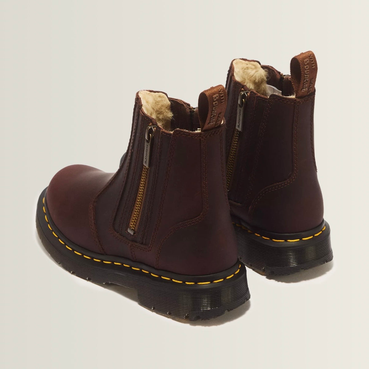 Dr.Martens 2976 Alyson Chelsea Boots Wintergrip Dark Brown Snowplow 24017201