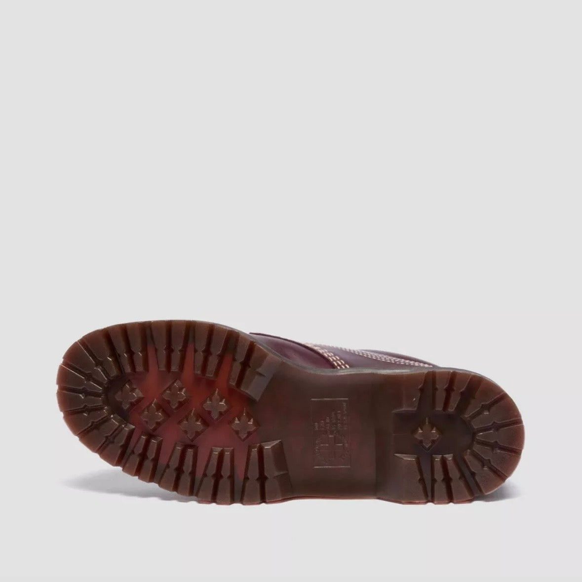 Dr.Martens Lowell Moc Toe Cherry Red Orleans 31817600