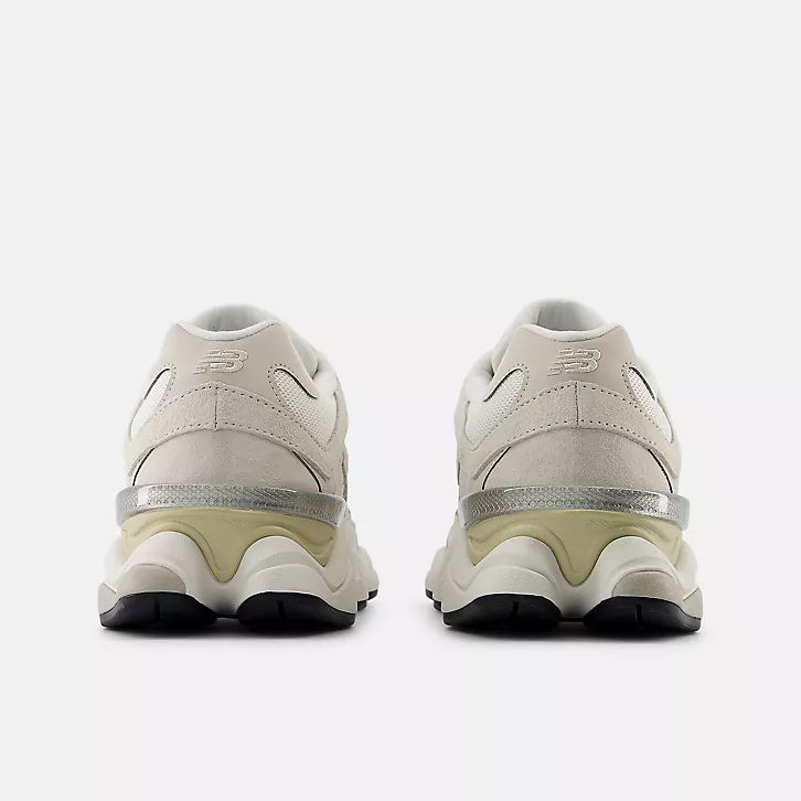 New Balance U9060 WHT Seasalt Moonbeam Turtledove