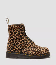 Lade das Bild in den Galerie-Viewer, Dr.Martens 1460 Pascal Black Leopard 41657200

