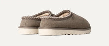 Lade das Bild in den Galerie-Viewer, UGG Tasman Shaggy Smoke Plume 1166930

