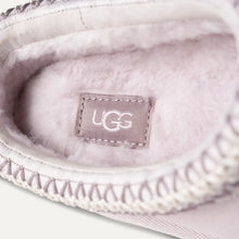 Lade das Bild in den Galerie-Viewer, UGG Tazz Pantoffel Bay Fog 1122553
