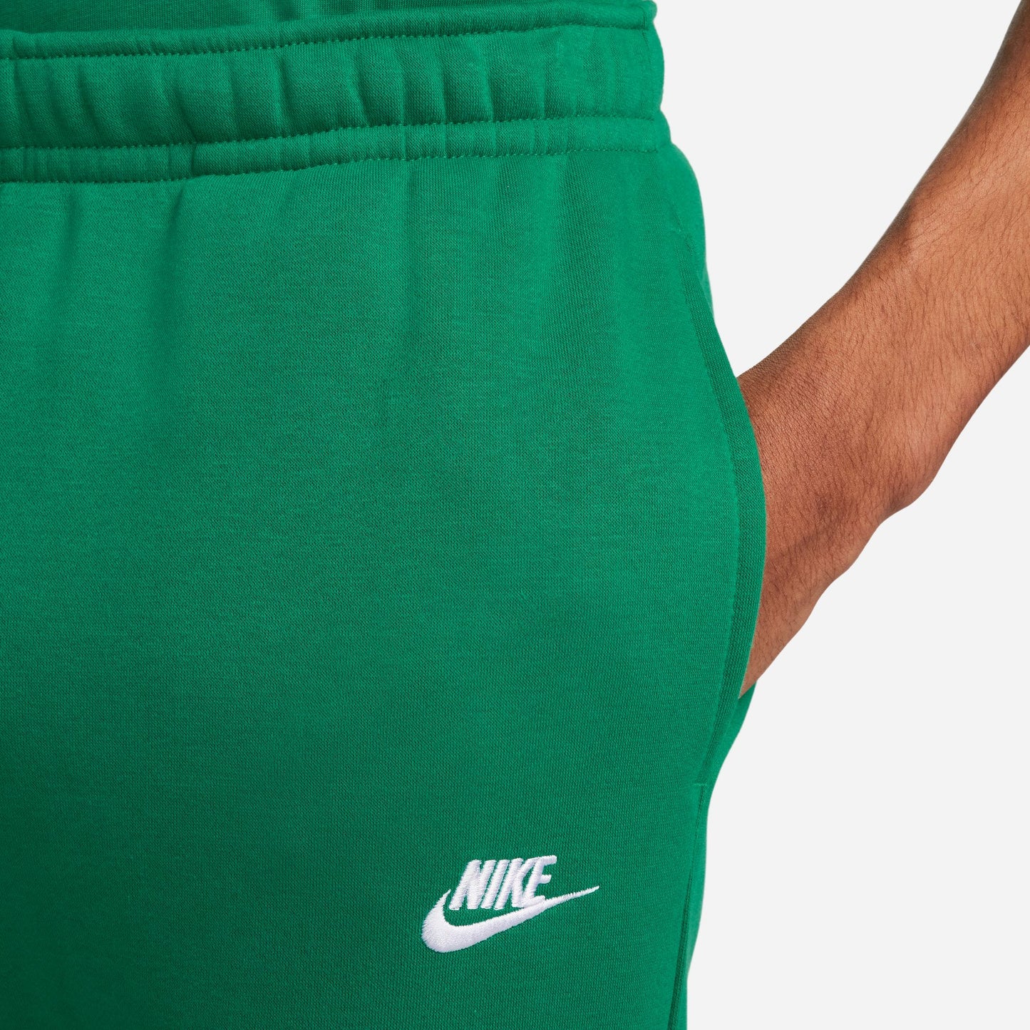 Nike Sportswear Club Jogginghose Fleece Malachite BV2671-365