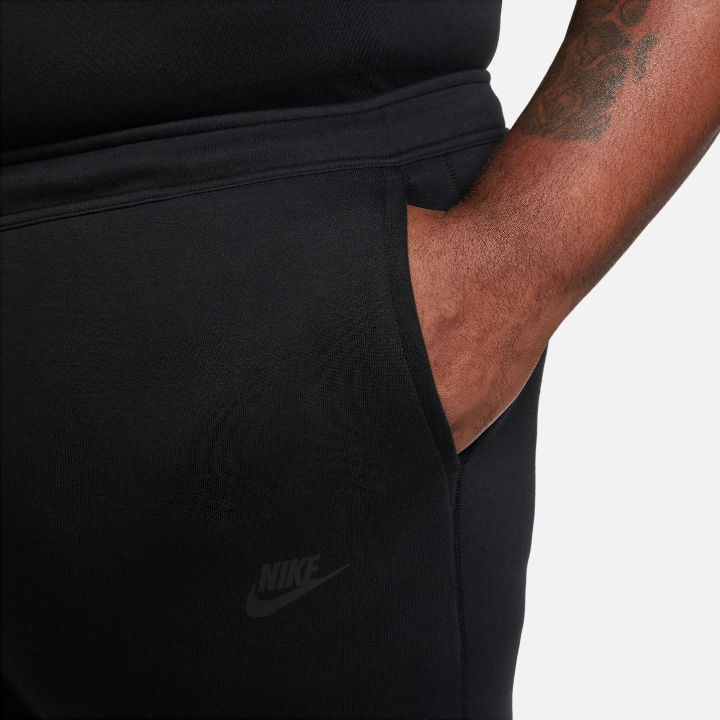 Nike Sportswear Tech Fleece Jogginghose Black FB8002-010