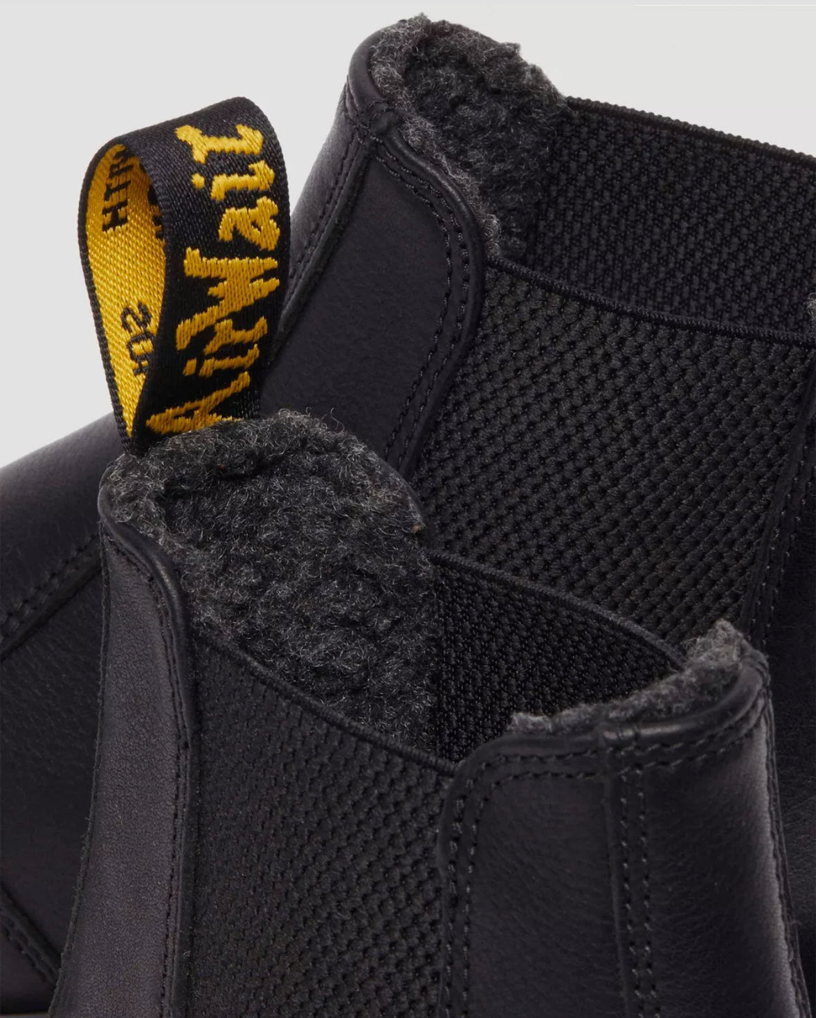 Dr.Martens 2976 WL Chelsea Boot Grizzly Black 31874001